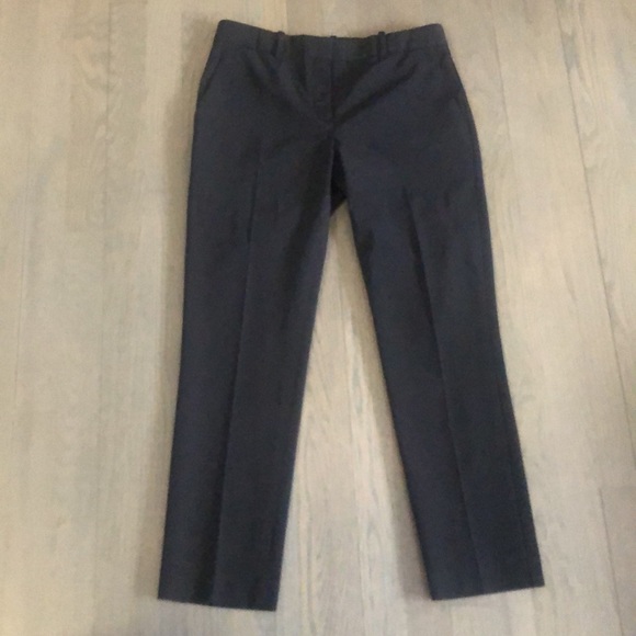 Theory black pants, size 4, flattering fit. - Picture 3 of 4